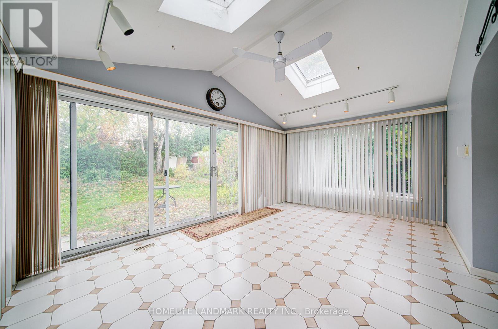 52 Deepdale Drive, Toronto, Ontario  M1S 2N5 - Photo 21 - E12520386