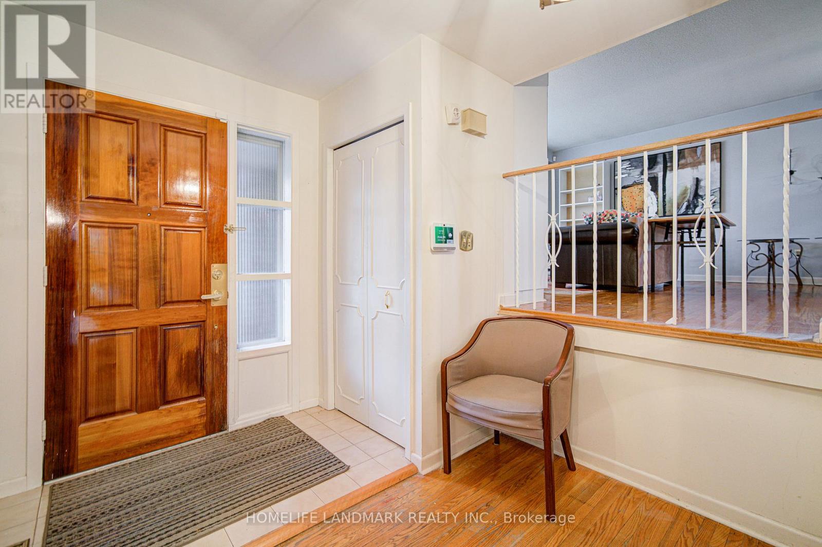 52 Deepdale Drive, Toronto, Ontario  M1S 2N5 - Photo 3 - E12520386