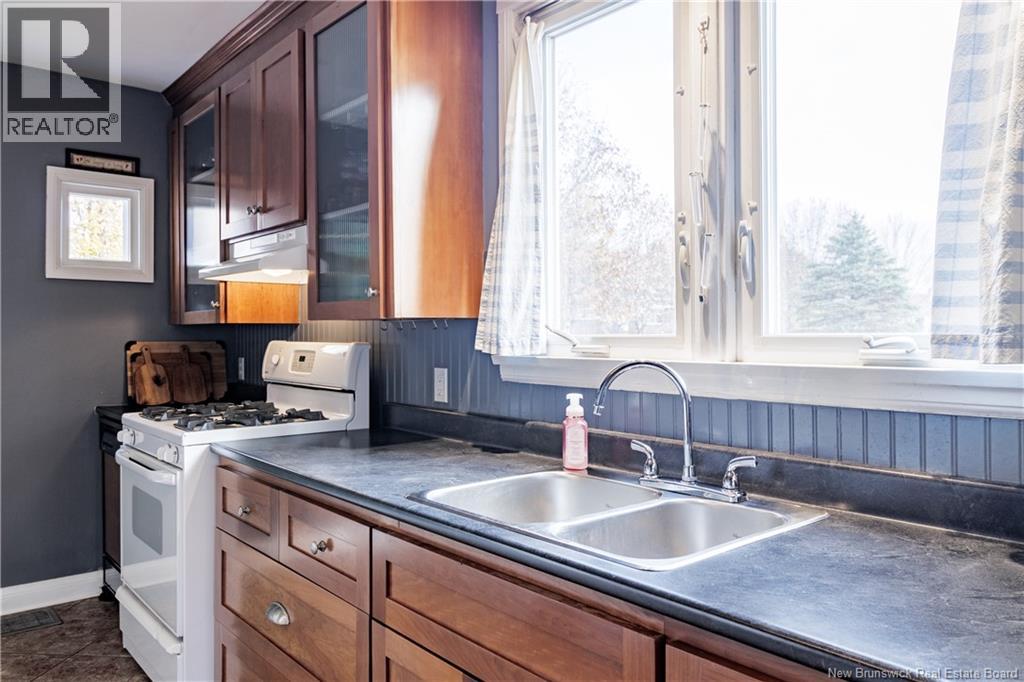 517 Gibson Street, Fredericton, New Brunswick  E3A 4E8 - Photo 10 - NB129705