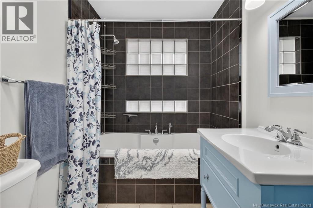 517 Gibson Street, Fredericton, New Brunswick  E3A 4E8 - Photo 23 - NB129705