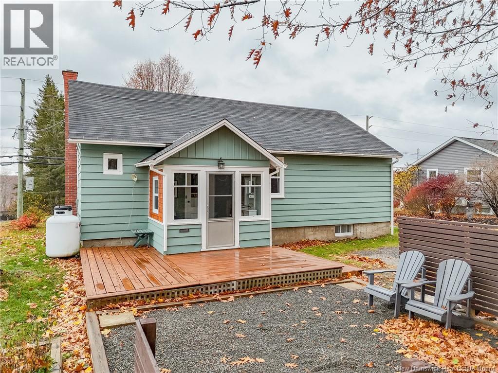 517 Gibson Street, Fredericton, New Brunswick  E3A 4E8 - Photo 3 - NB129705
