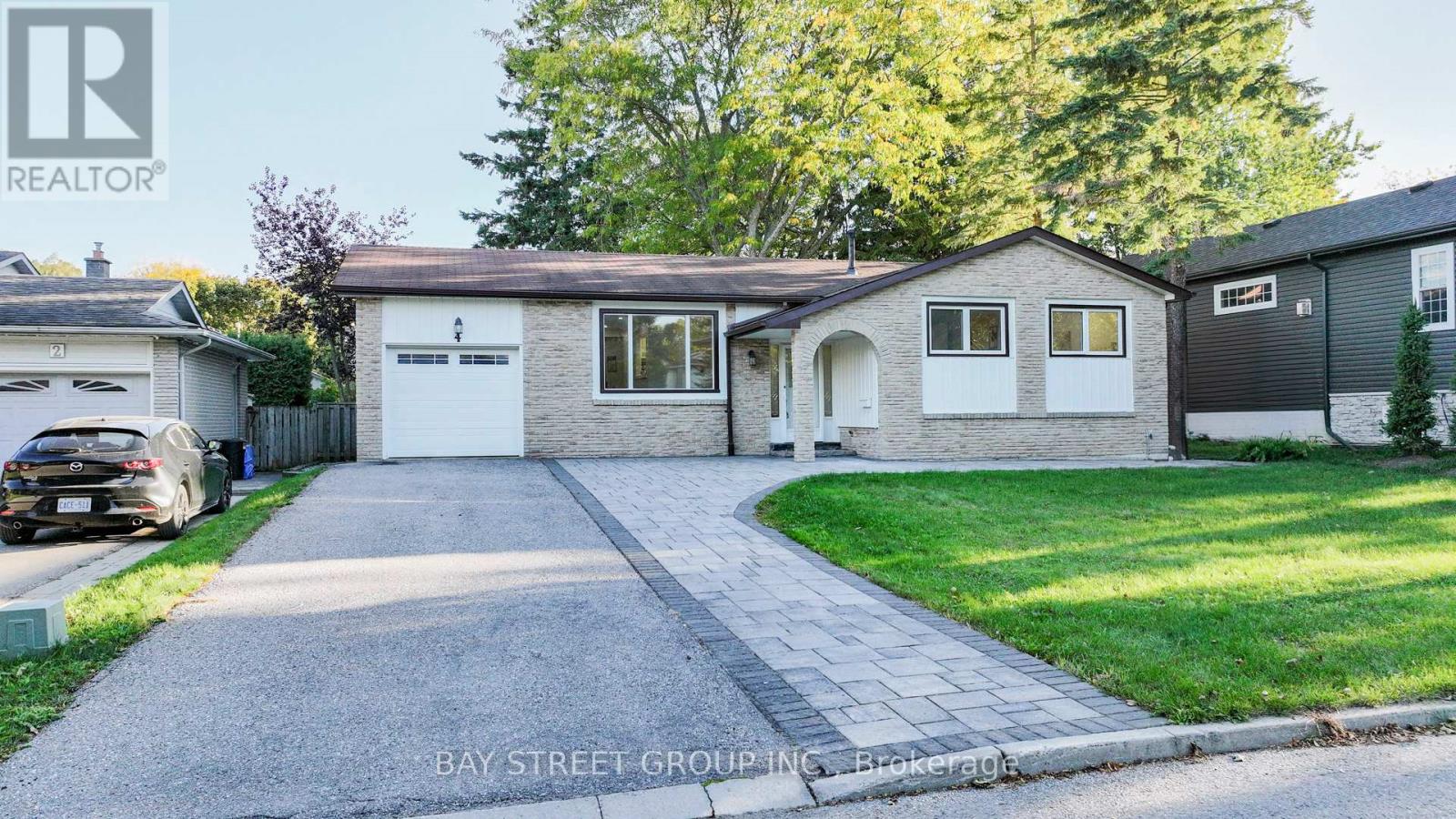 4 SIR BRANDILES PLACE, Markham, Ontario