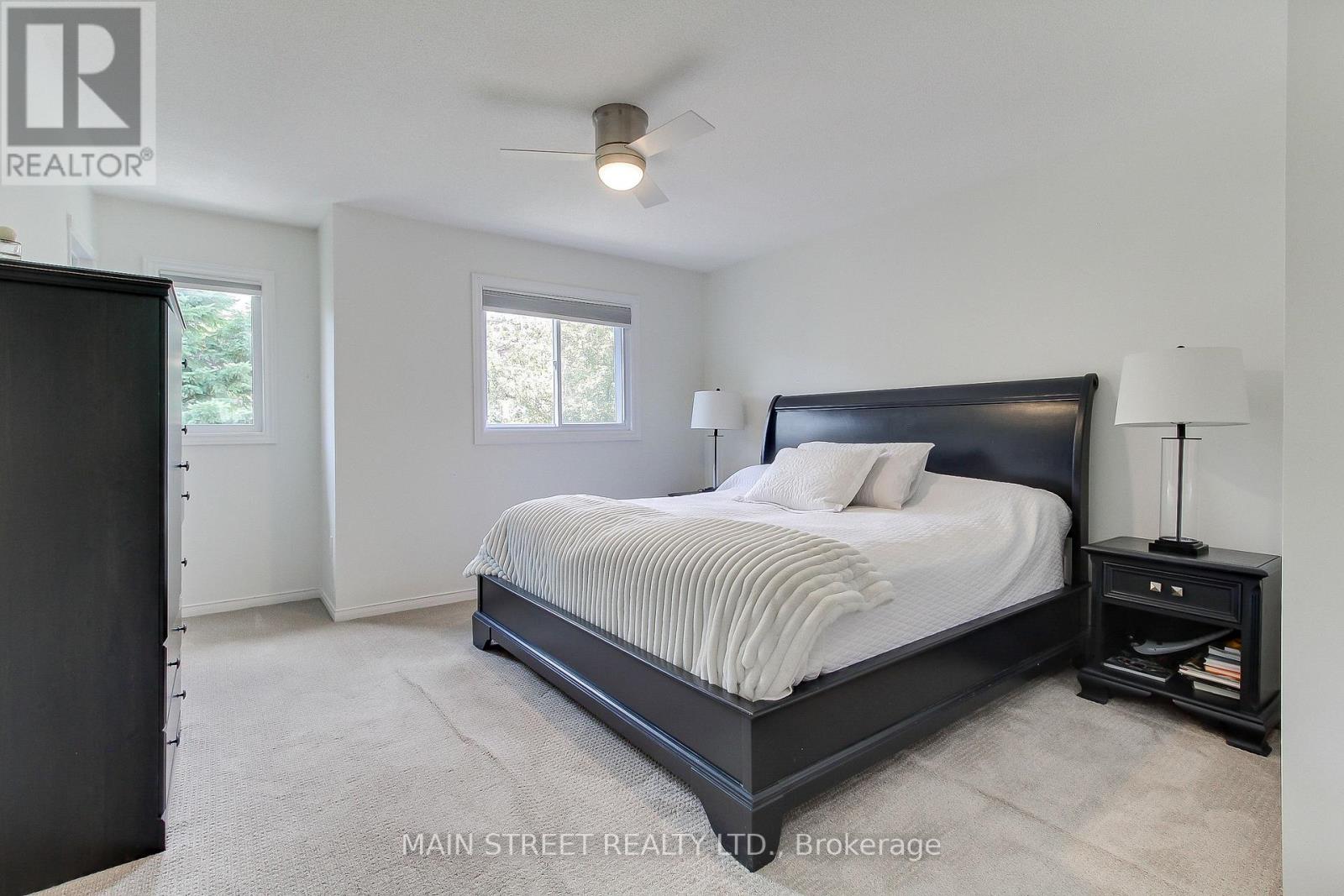 228 Warner Crescent, Newmarket, Ontario  L3X 2C7 - Photo 15 - N12520434