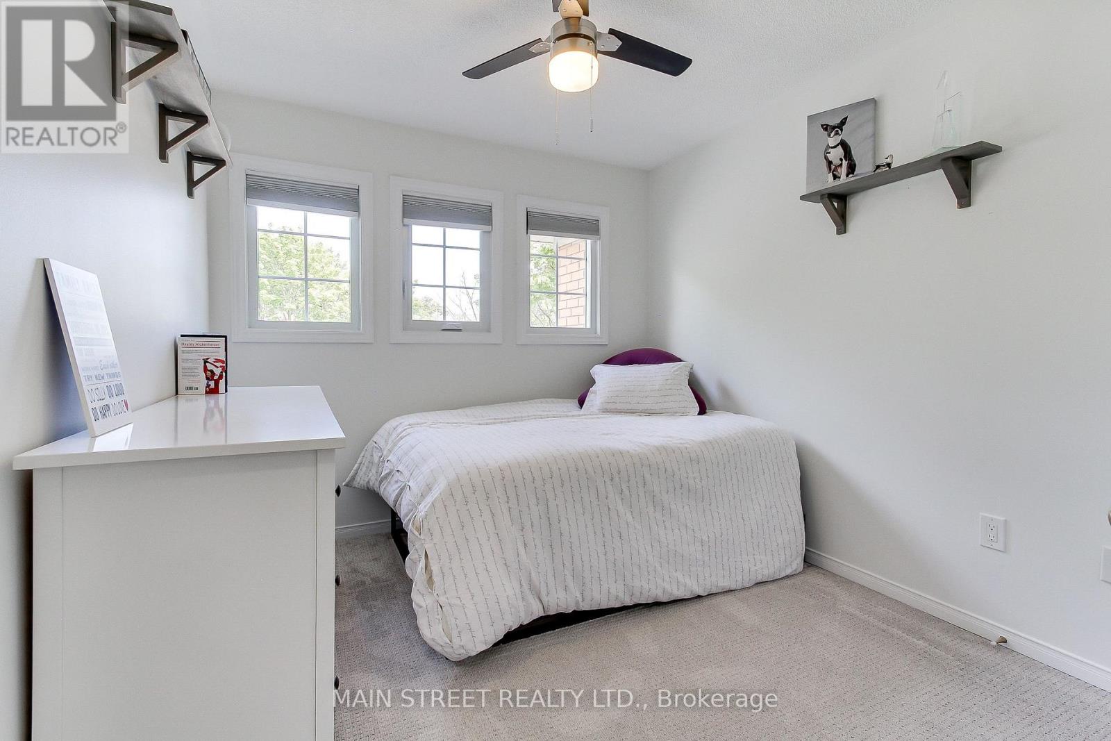 228 Warner Crescent, Newmarket, Ontario  L3X 2C7 - Photo 18 - N12520434