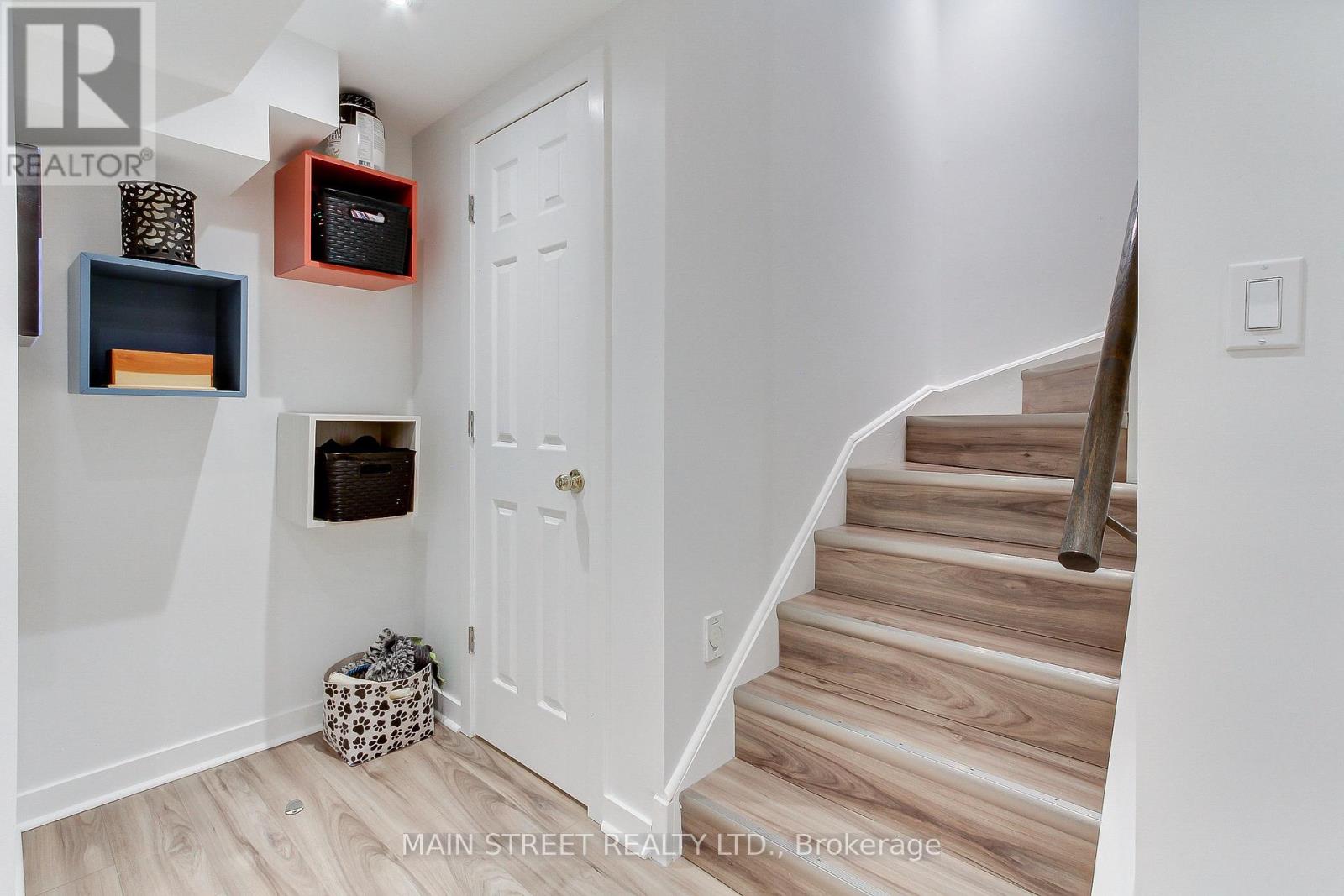 228 Warner Crescent, Newmarket, Ontario  L3X 2C7 - Photo 20 - N12520434