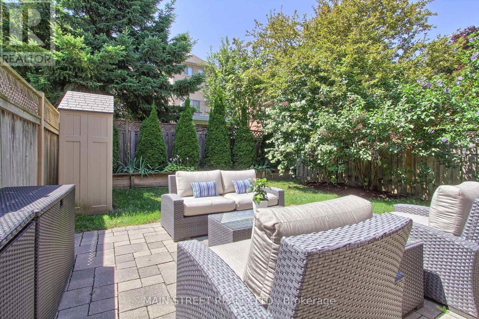 228 Warner Crescent, Newmarket, Ontario  L3X 2C7 - Photo 27 - N12520434