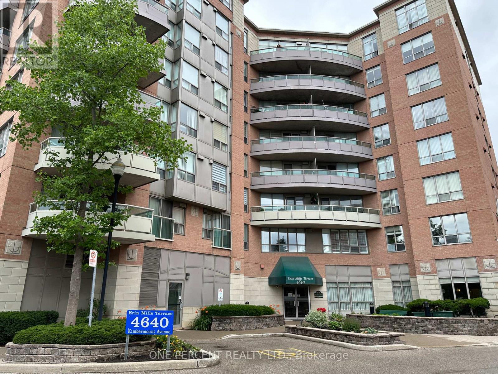 103 - 4640 Kimbermount Avenue, Mississauga, Ontario  L5M 5W6 - Photo 2 - W12520376