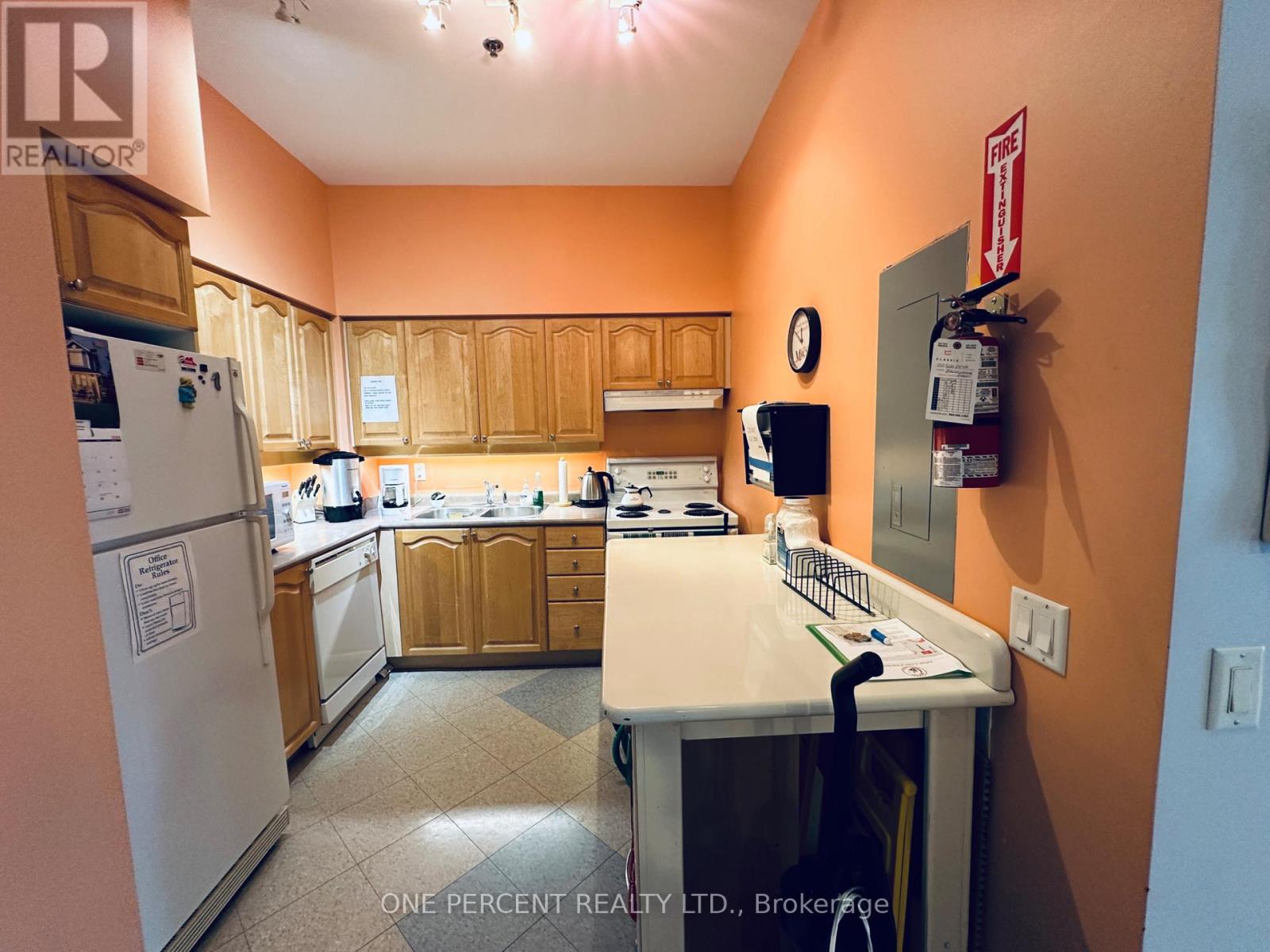 103 - 4640 Kimbermount Avenue, Mississauga, Ontario  L5M 5W6 - Photo 32 - W12520376