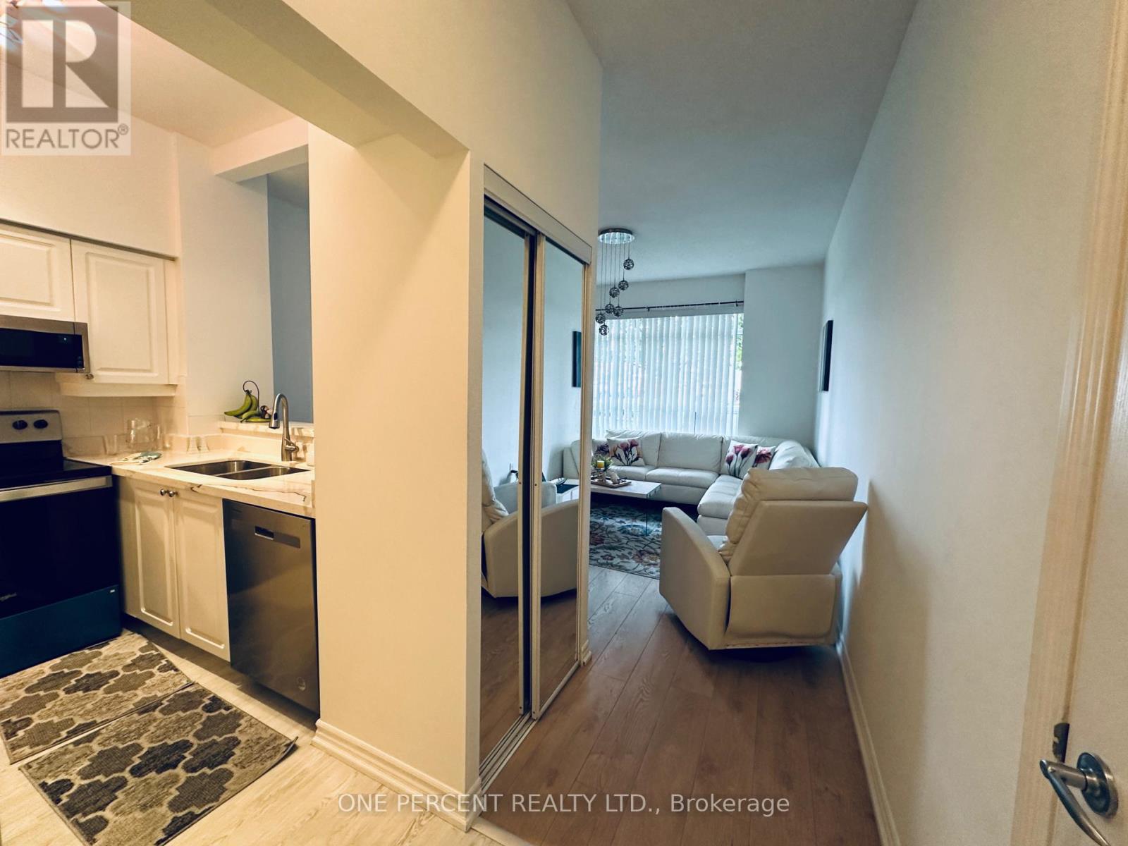 103 - 4640 Kimbermount Avenue, Mississauga, Ontario  L5M 5W6 - Photo 9 - W12520376