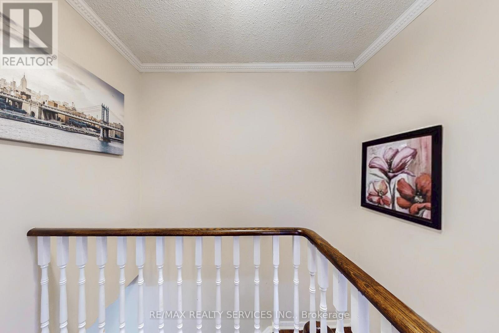 8 Stephensen Court, Brampton, Ontario  L6V 3X8 - Photo 20 - W12520408