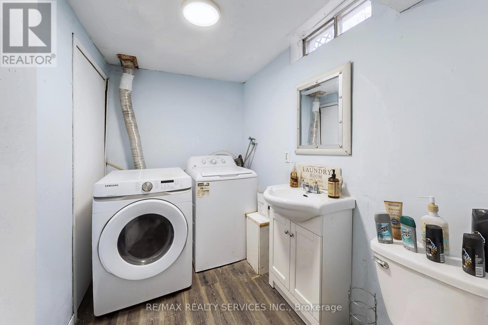 8 Stephensen Court, Brampton, Ontario  L6V 3X8 - Photo 39 - W12520408