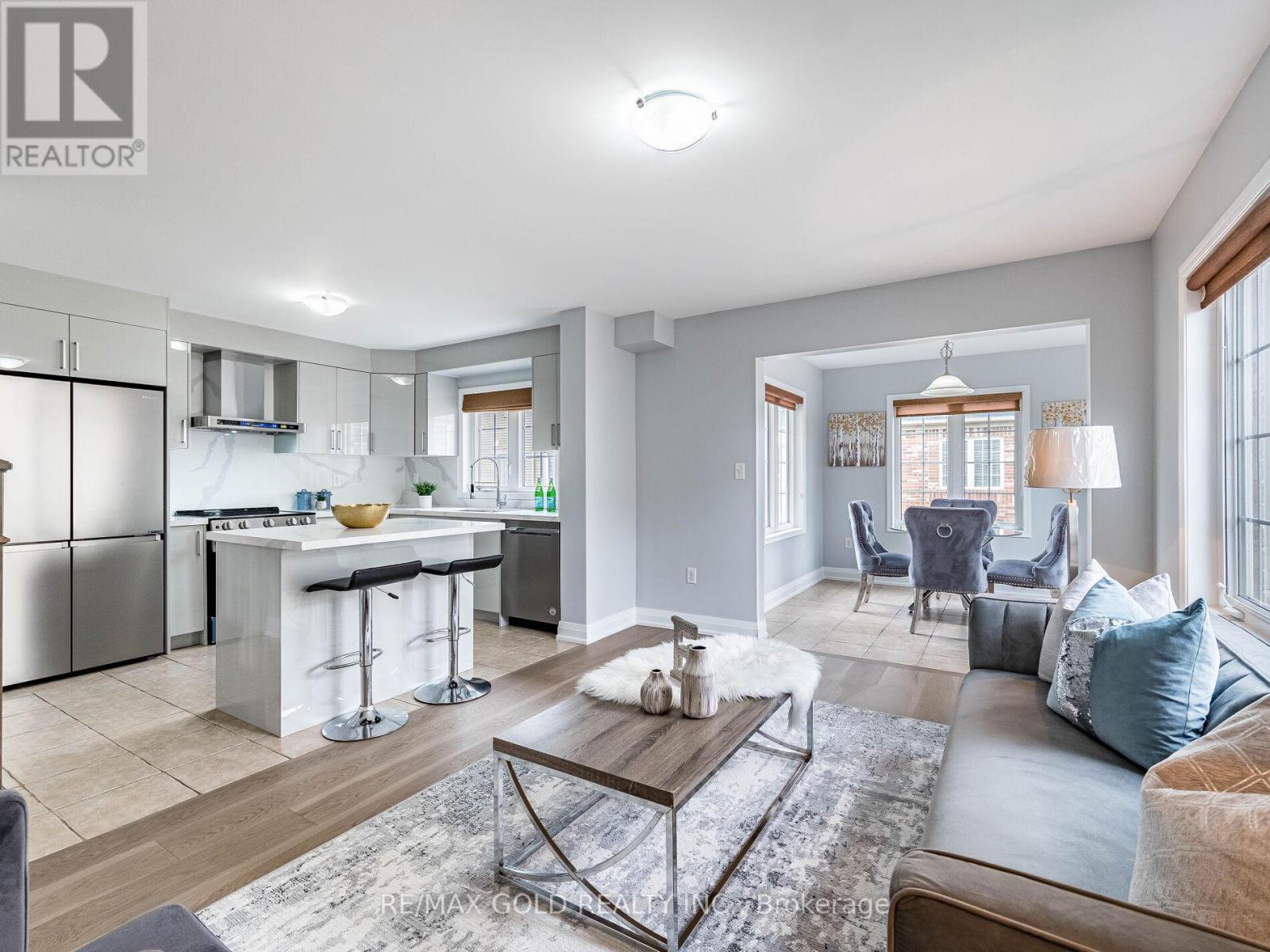 58 Donomore Drive, Brampton, Ontario  L7A 0S6 - Photo 12 - W12520410