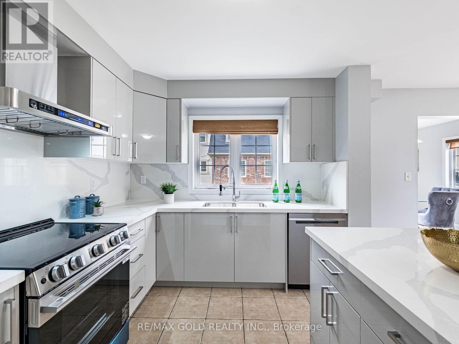 58 Donomore Drive, Brampton, Ontario  L7A 0S6 - Photo 19 - W12520410