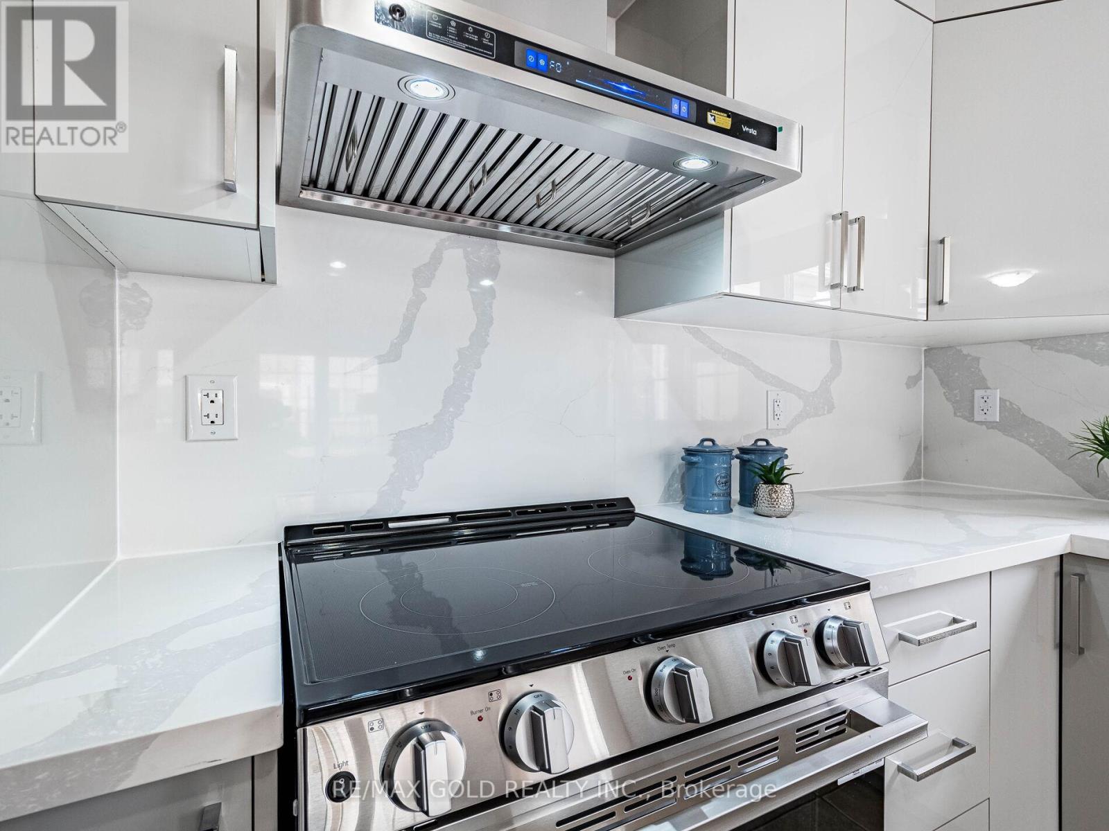 58 Donomore Drive, Brampton, Ontario  L7A 0S6 - Photo 22 - W12520410