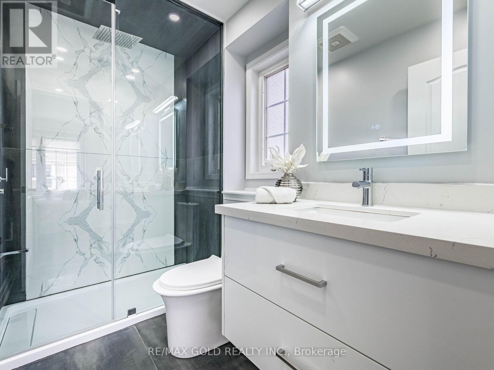 58 Donomore Drive, Brampton, Ontario  L7A 0S6 - Photo 28 - W12520410