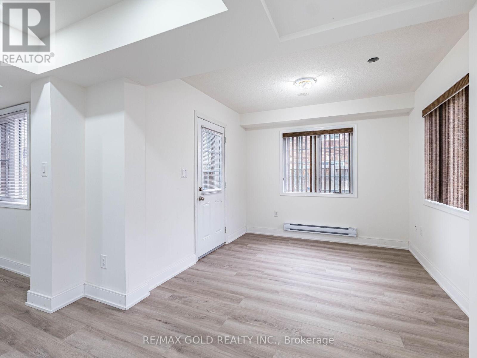 58 Donomore Drive, Brampton, Ontario  L7A 0S6 - Photo 35 - W12520410