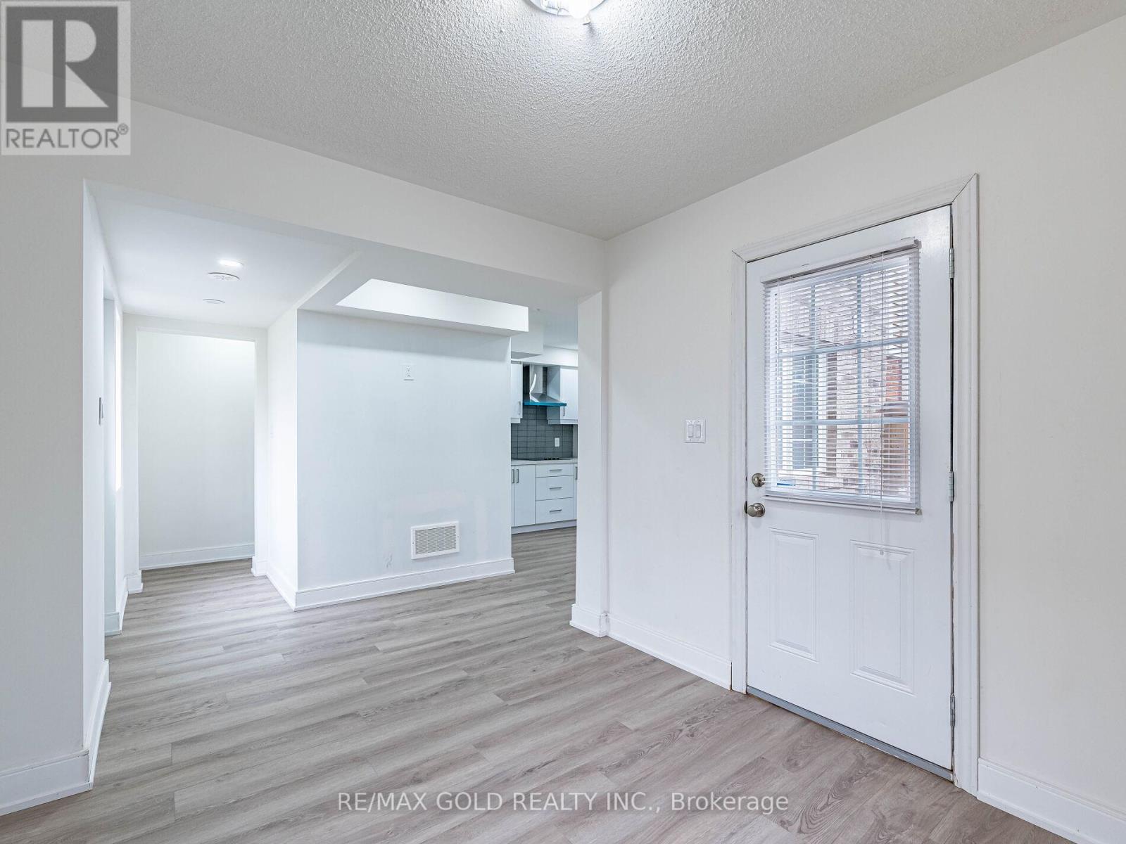 58 Donomore Drive, Brampton, Ontario  L7A 0S6 - Photo 36 - W12520410