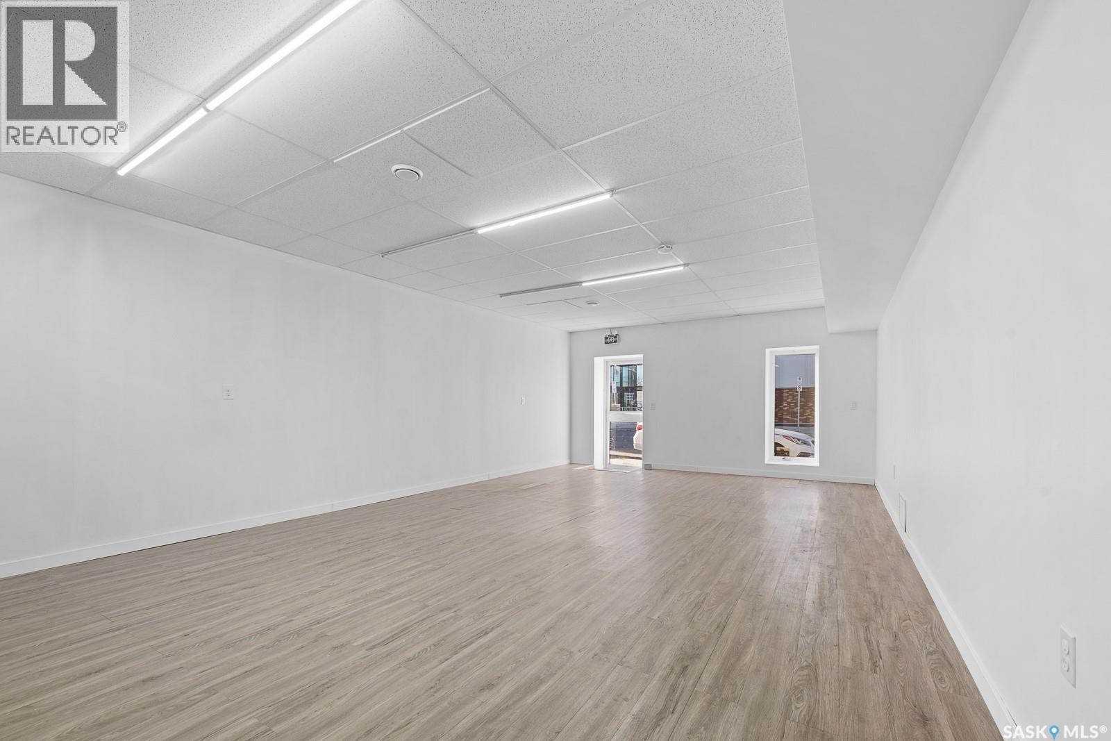 A 1755 Halifax Street, Regina, Saskatchewan  S4P 1T2 - Photo 3 - SK023640