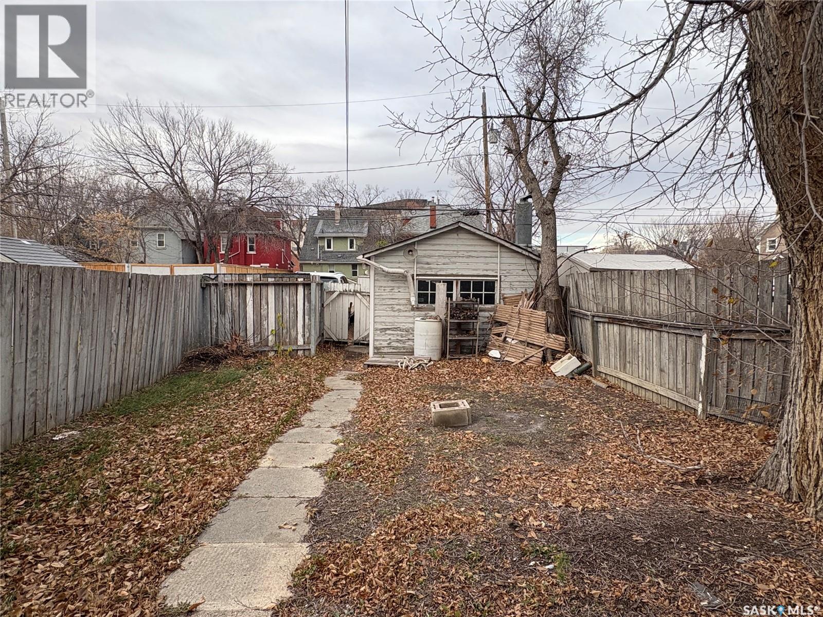 2204 Montreal Street, Regina, Saskatchewan  S4P 0W4 - Photo 13 - SK023639