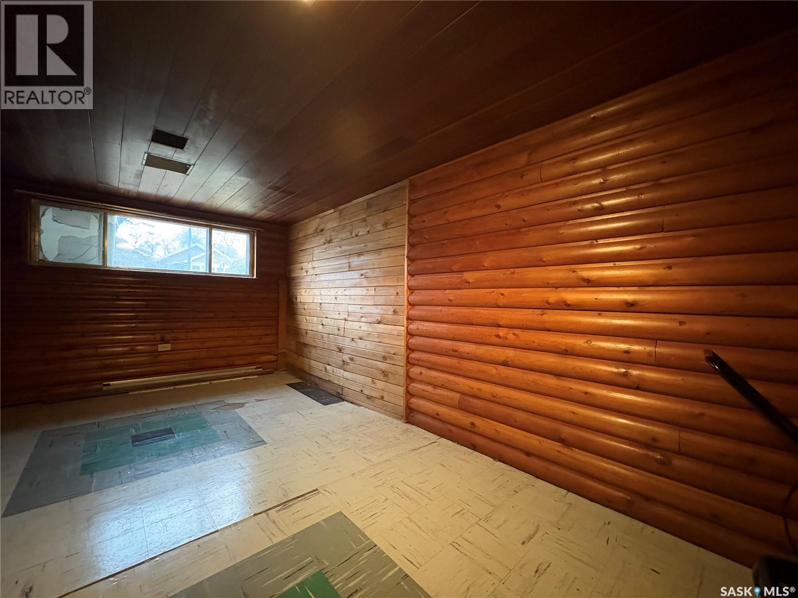 2204 Montreal Street, Regina, Saskatchewan  S4P 0W4 - Photo 8 - SK023639