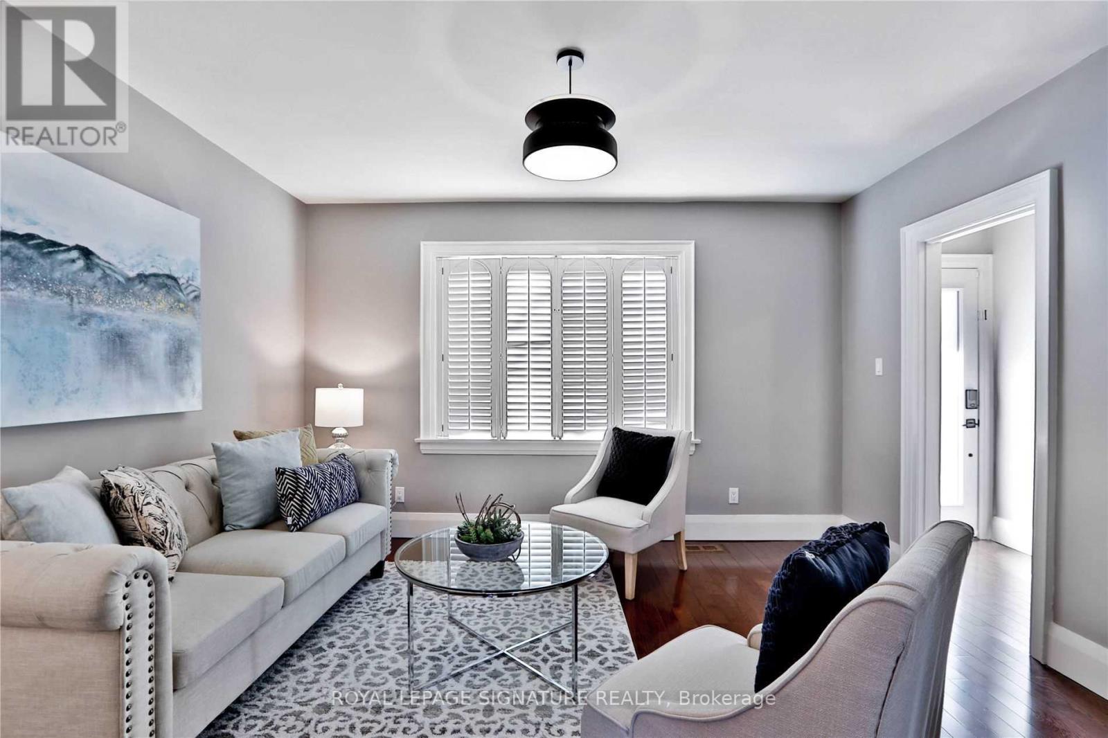 372 Roehampton Avenue, Toronto, Ontario  M4P 1S4 - Photo 6 - C12520460