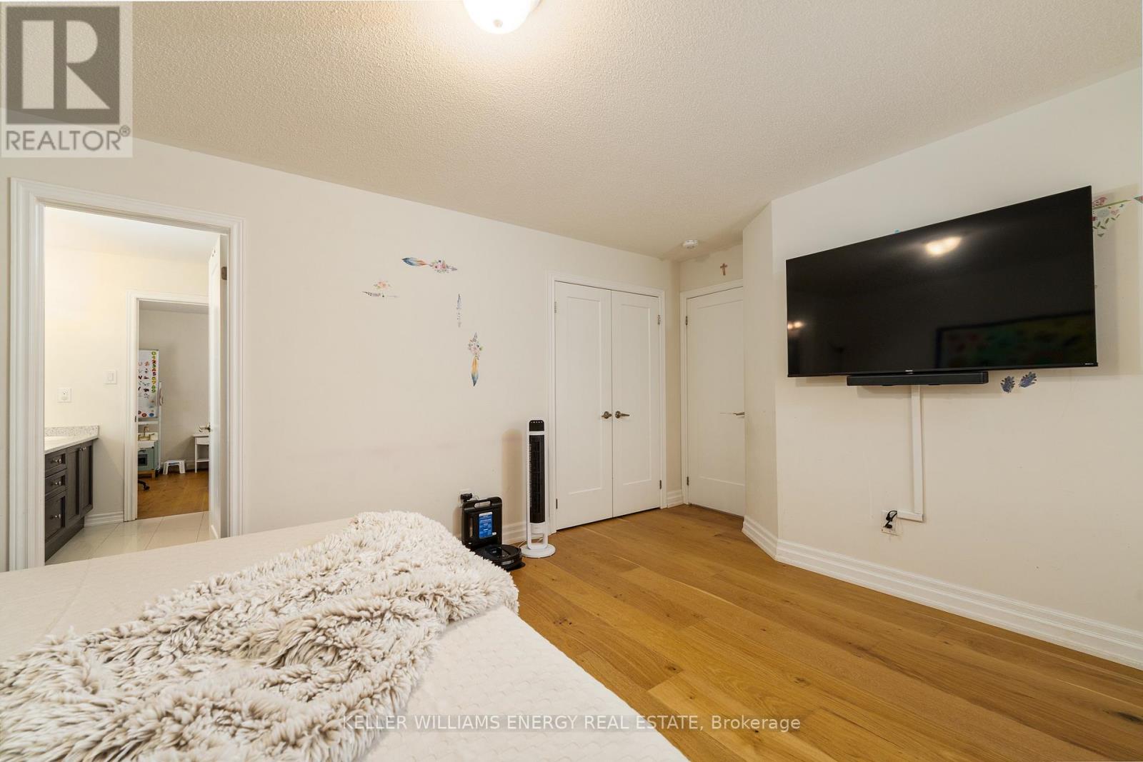 Upper - 36 Angela Crescent, Niagara-On-The-Lake, Ontario L0S 1J1 - Photo 29 - X12518954