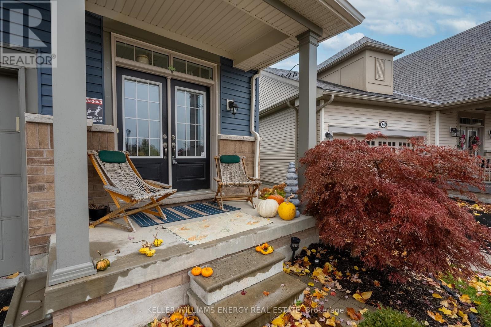 Upper - 36 Angela Crescent, Niagara-On-The-Lake, Ontario L0S 1J1 - Photo 3 - X12518954