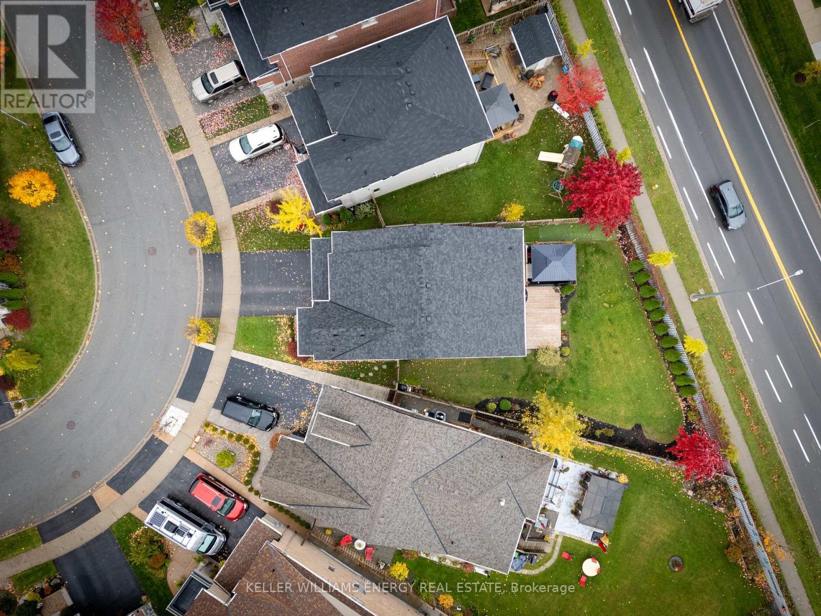 Upper - 36 Angela Crescent, Niagara-On-The-Lake, Ontario L0S 1J1 - Photo 38 - X12518954