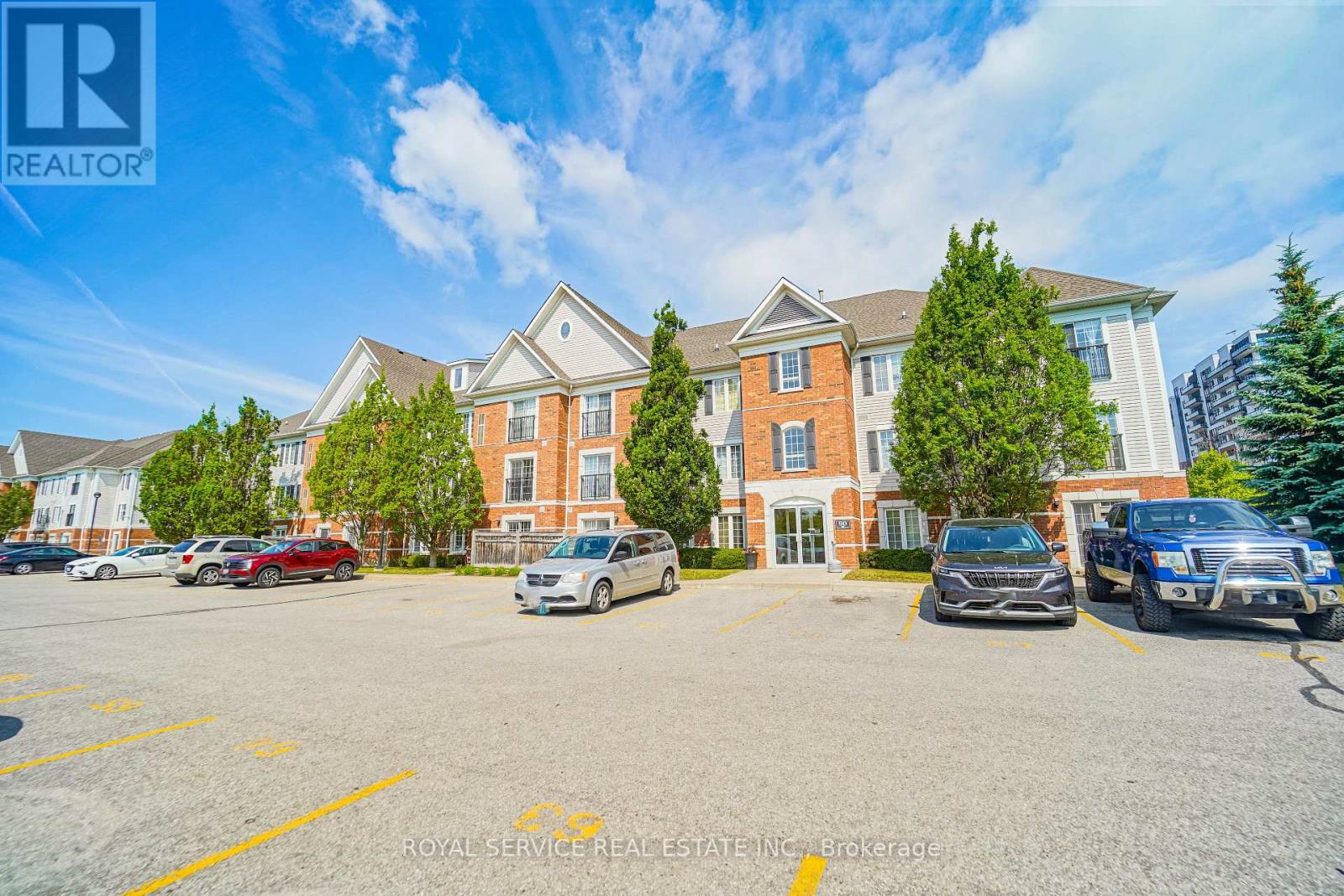 207 - 90 ASPEN SPRINGS DRIVE, Clarington, Ontario