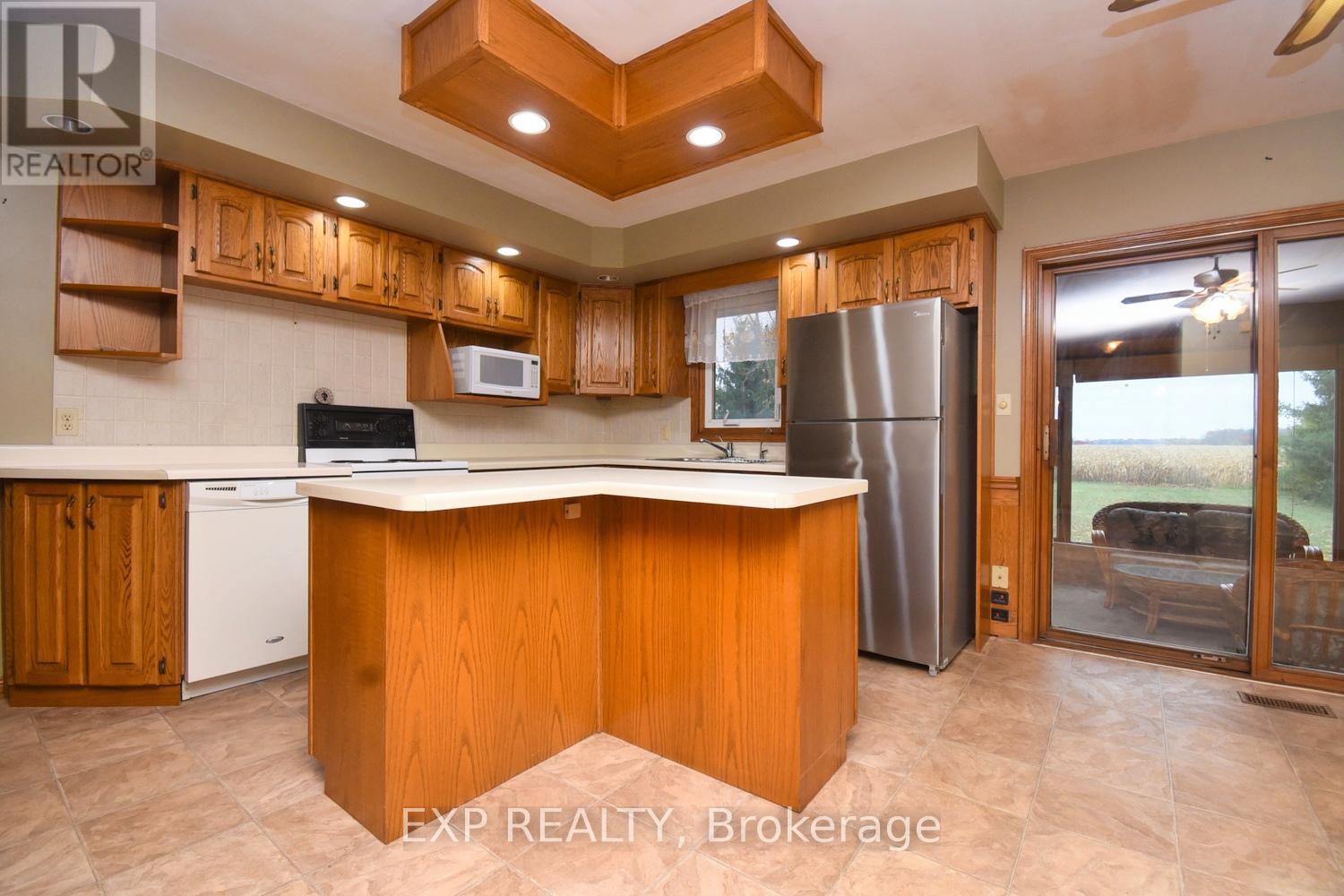 1428 Norfolk County 19 Road E, Norfolk, Ontario  N0E 1Z0 - Photo 12 - X12520394