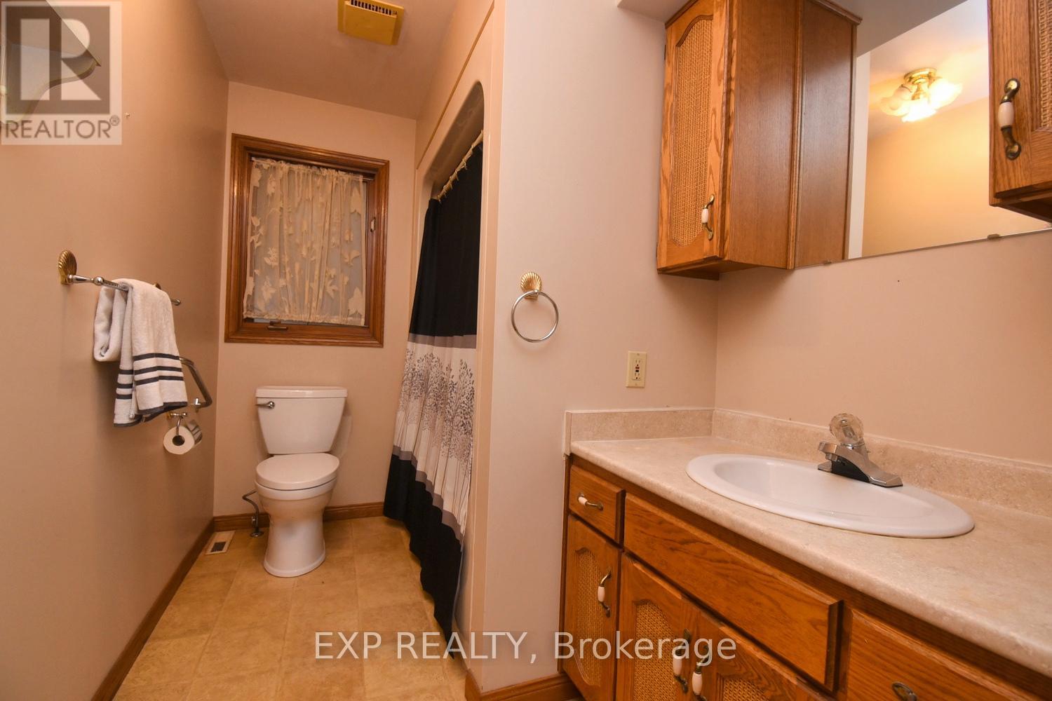 1428 Norfolk County 19 Road E, Norfolk, Ontario  N0E 1Z0 - Photo 20 - X12520394