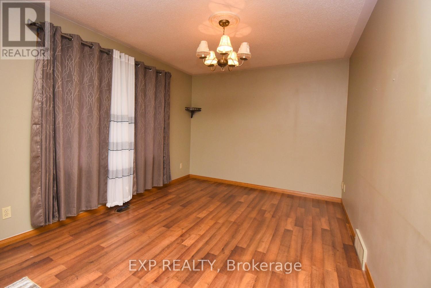 1428 Norfolk County 19 Road E, Norfolk, Ontario  N0E 1Z0 - Photo 21 - X12520394