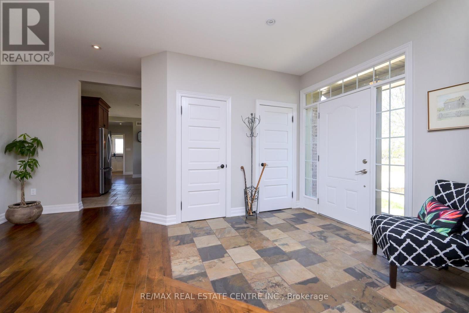 293138 8th Line, Amaranth, Ontario  L9W 0T6 - Photo 4 - X12520416