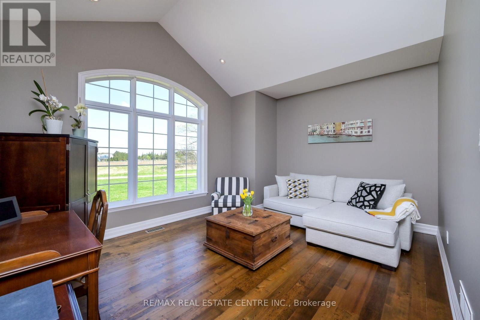 293138 8th Line, Amaranth, Ontario  L9W 0T6 - Photo 5 - X12520416