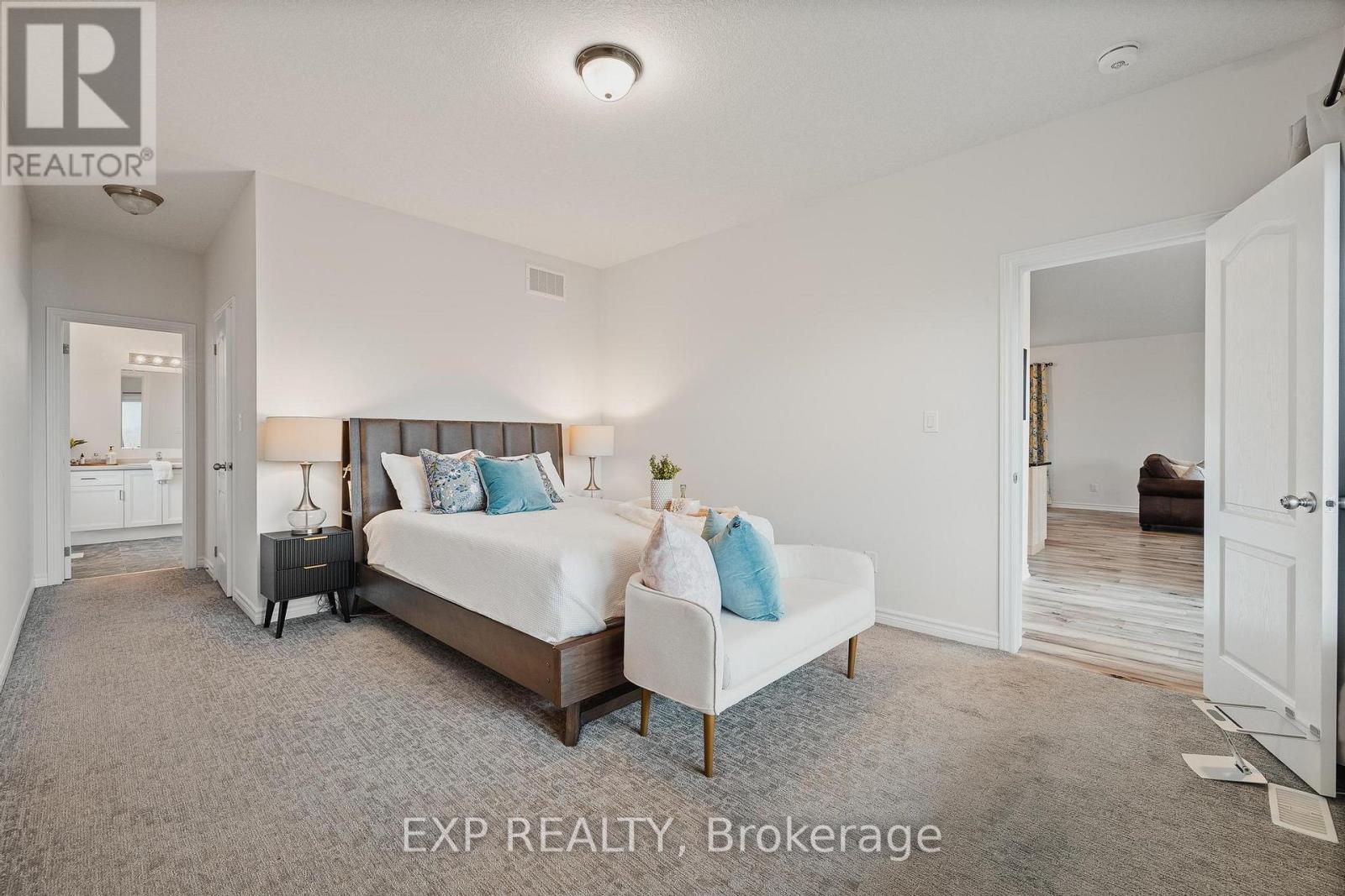 126 Maple Street, Mapleton, Ontario  N0G 1P0 - Photo 16 - X12520430