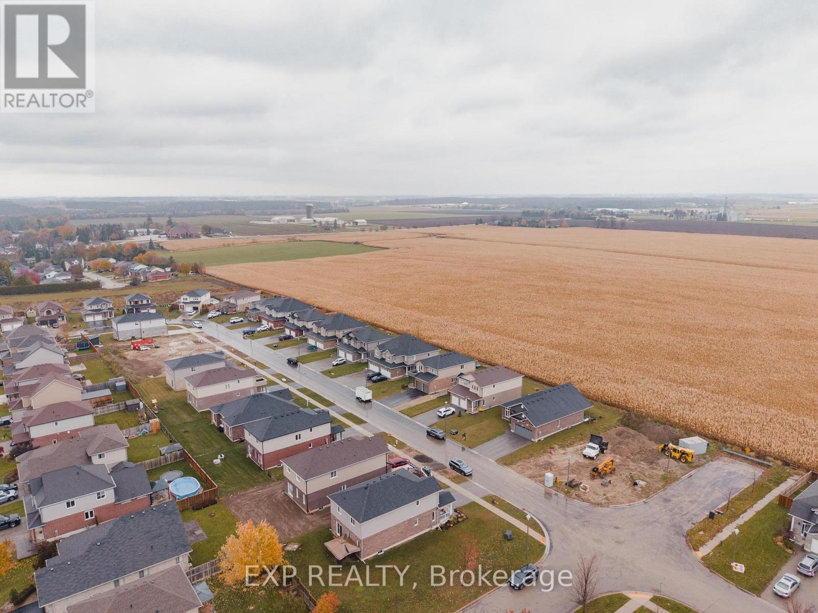 126 Maple Street, Mapleton, Ontario  N0G 1P0 - Photo 28 - X12520430