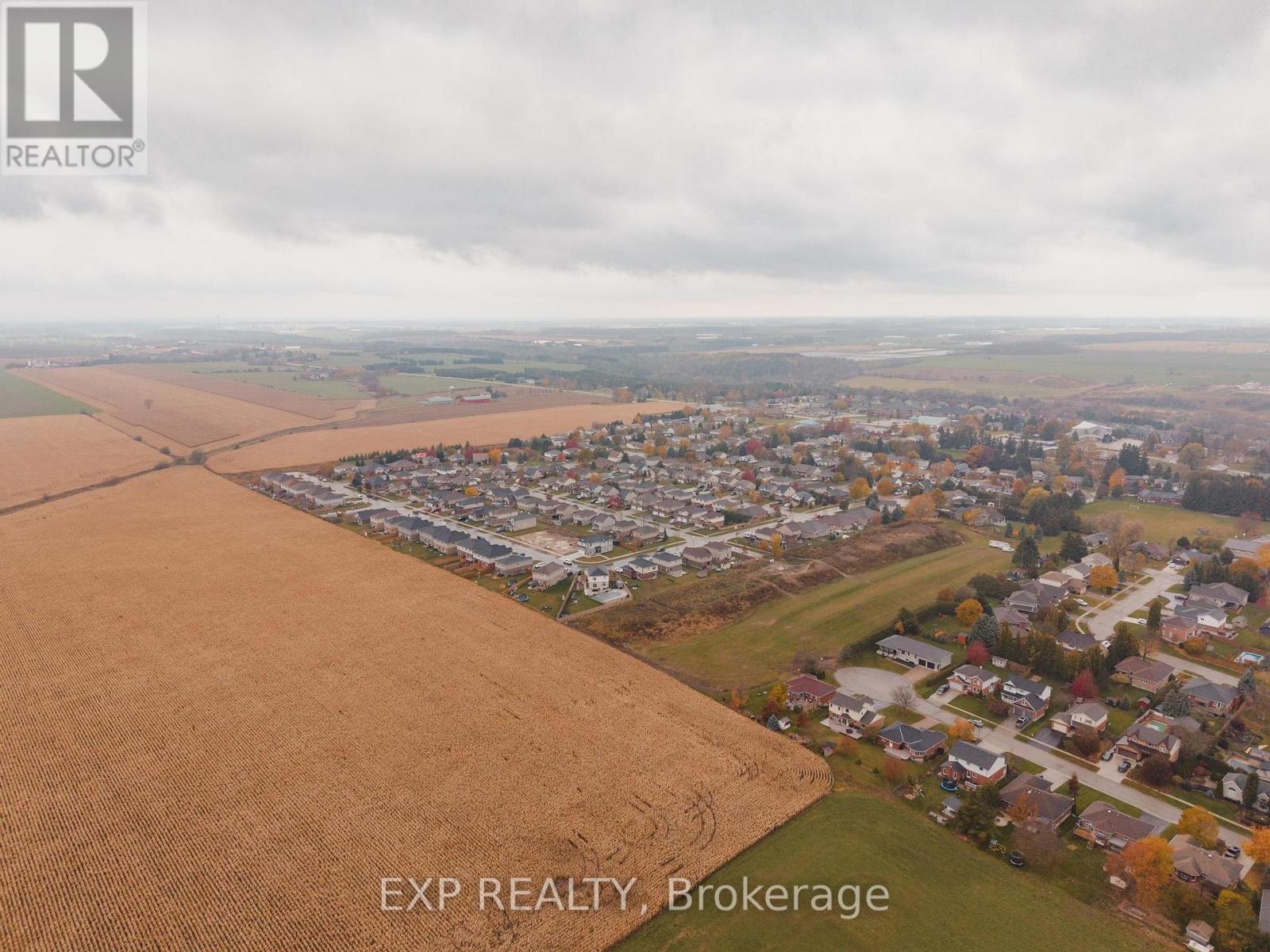 126 Maple Street, Mapleton, Ontario  N0G 1P0 - Photo 29 - X12520430