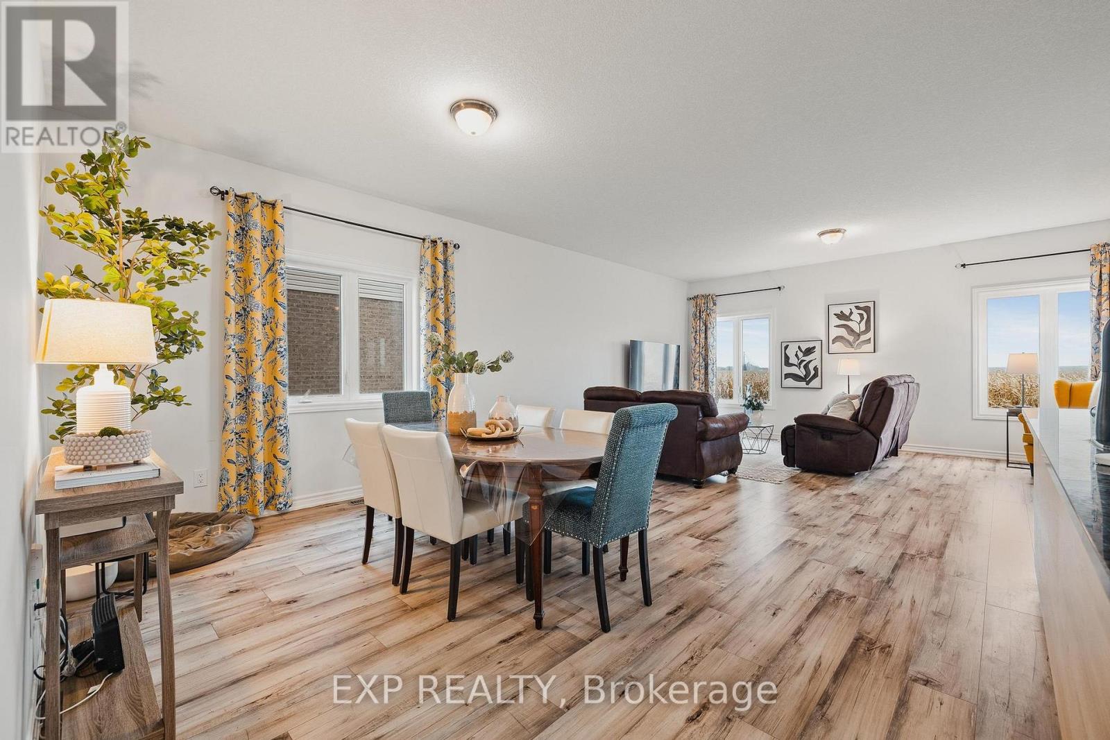 126 Maple Street, Mapleton, Ontario  N0G 1P0 - Photo 3 - X12520430