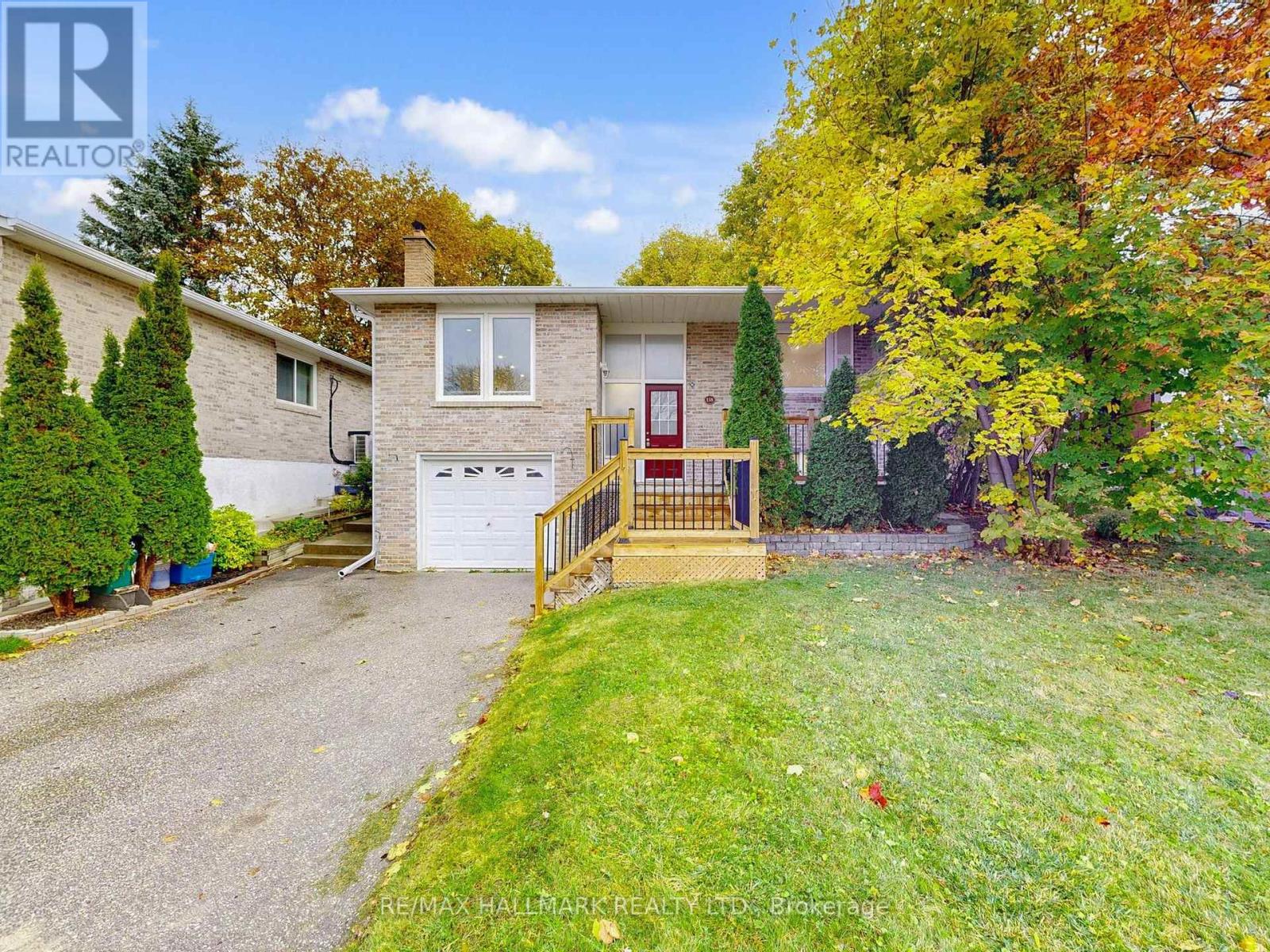 138 ARMITAGE DRIVE, Newmarket, Ontario