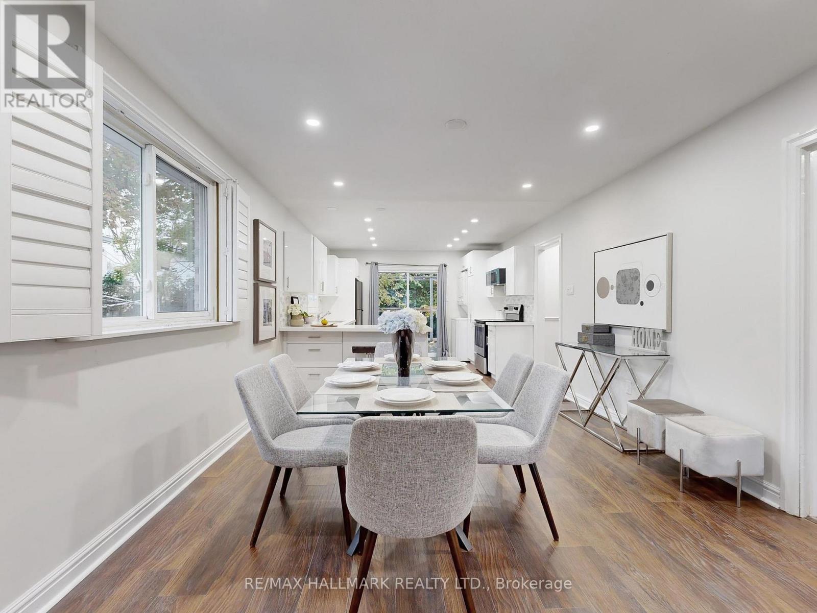 138 Armitage Drive, Newmarket, Ontario  L3Y 5L7 - Photo 10 - N12520452