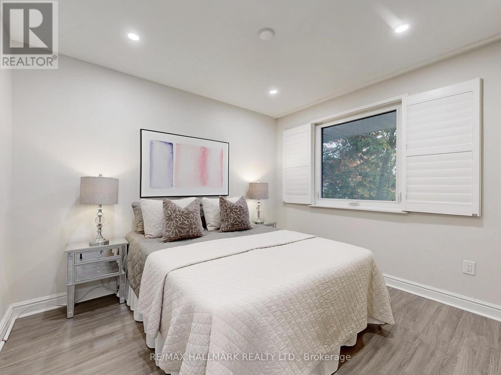 138 Armitage Drive, Newmarket, Ontario  L3Y 5L7 - Photo 25 - N12520452