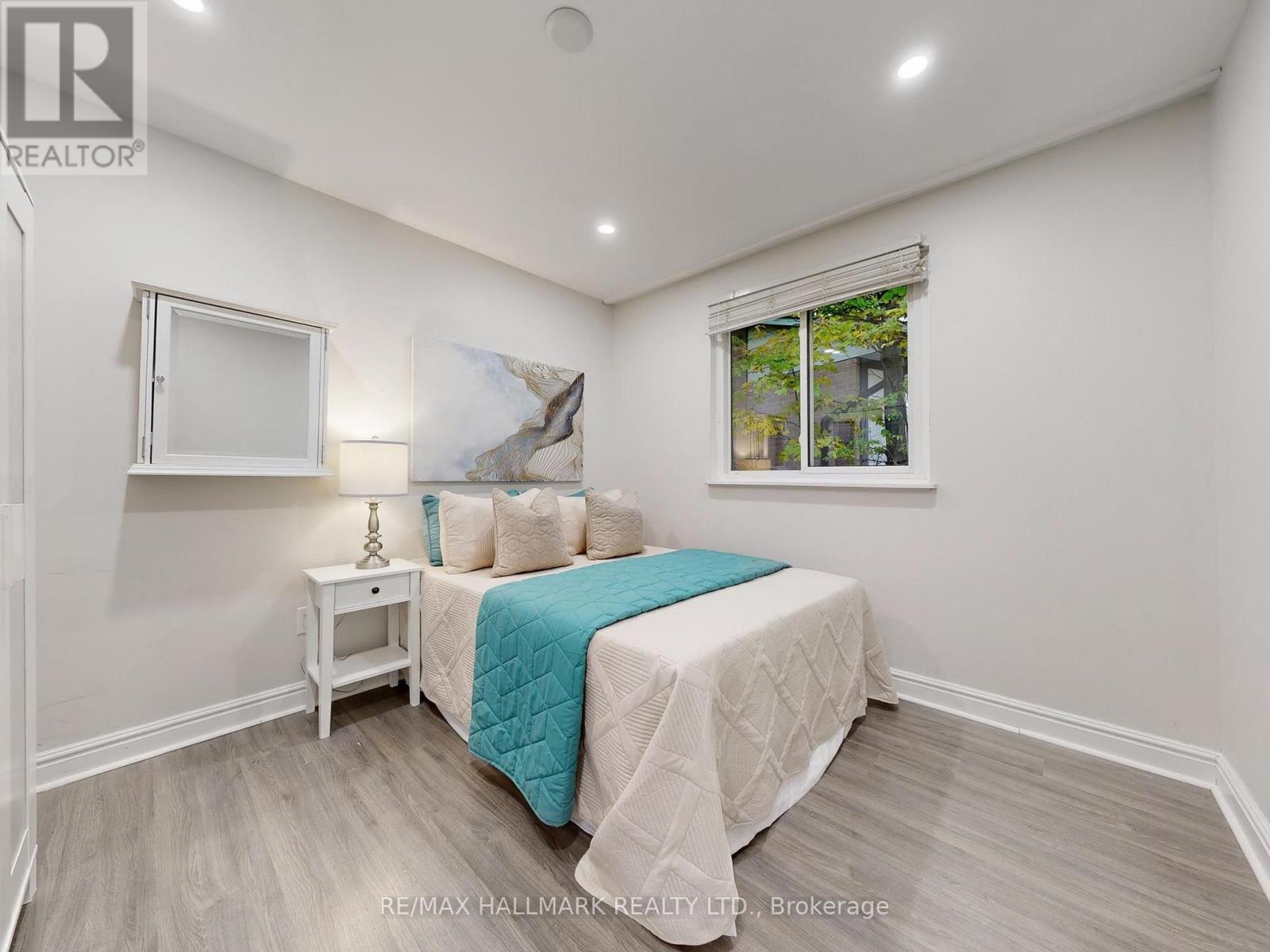 138 Armitage Drive, Newmarket, Ontario  L3Y 5L7 - Photo 27 - N12520452