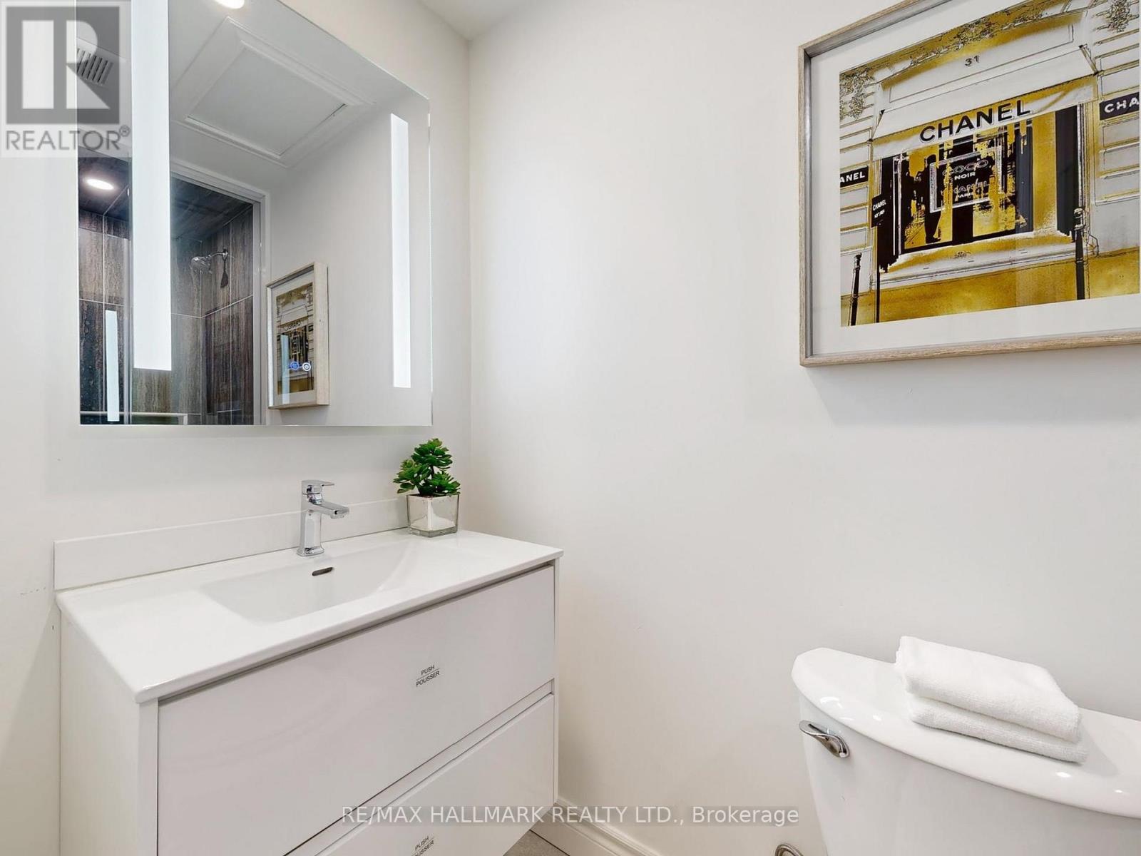 138 Armitage Drive, Newmarket, Ontario  L3Y 5L7 - Photo 29 - N12520452