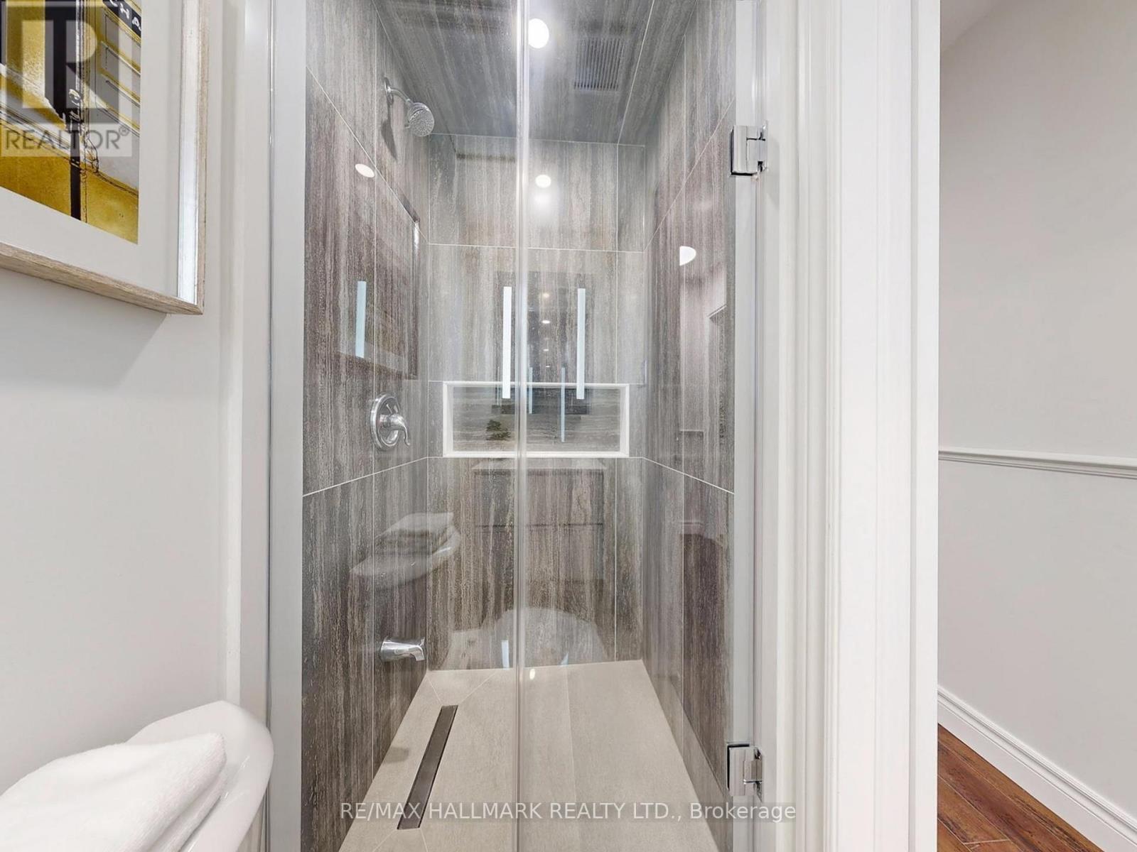 138 Armitage Drive, Newmarket, Ontario  L3Y 5L7 - Photo 30 - N12520452