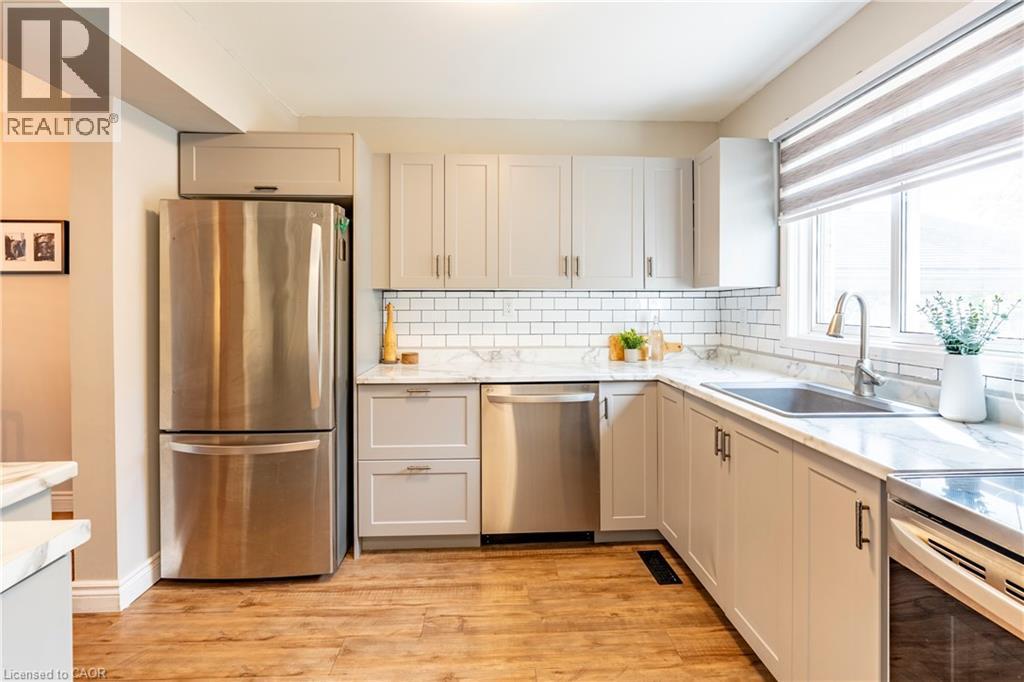 255 NORTHLAKE Drive Unit# 3, Waterloo, Ontario