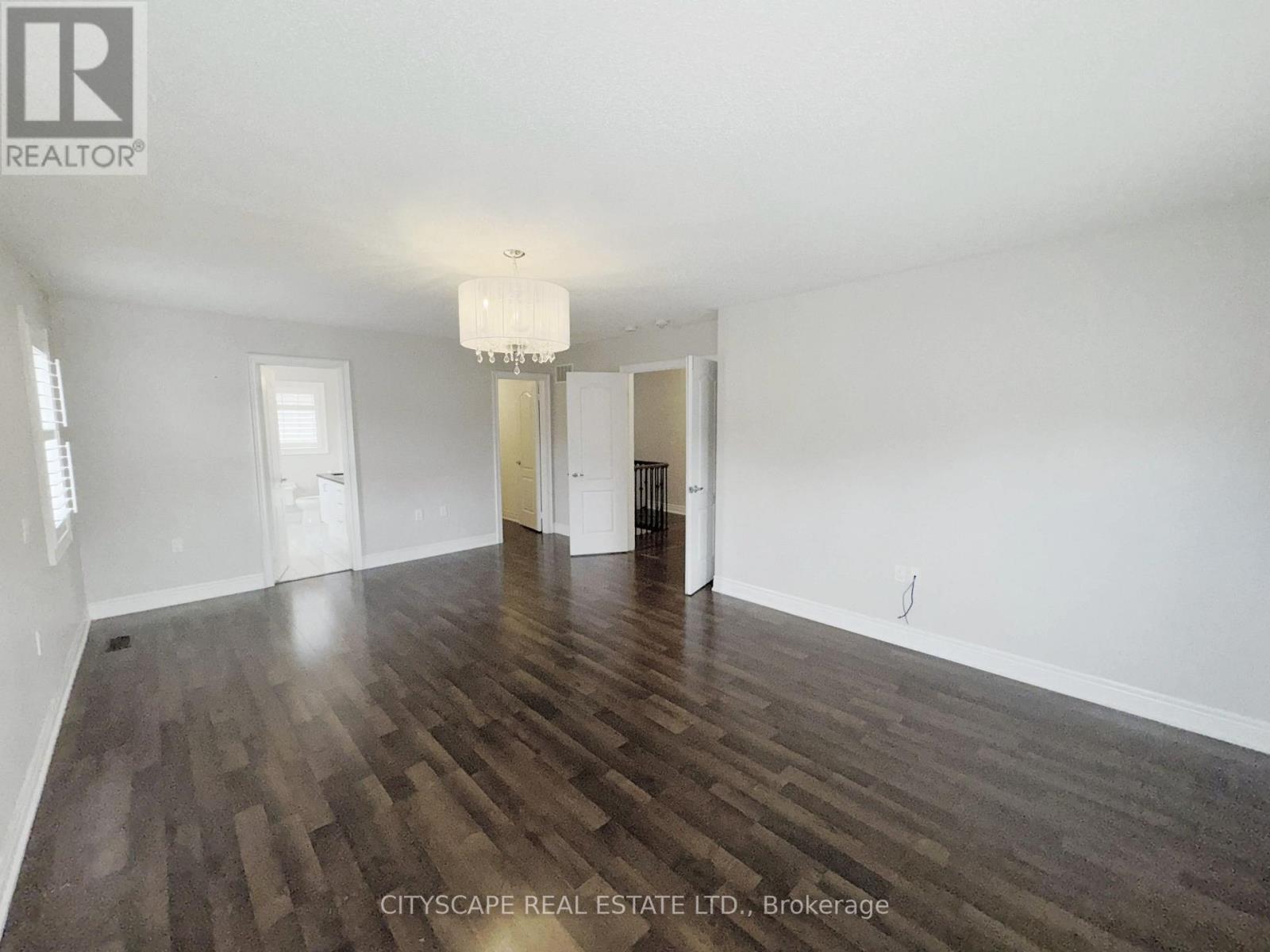 33 Brookwater Crescent, Caledon, Ontario  L7C 4A4 - Photo 19 - W12520444