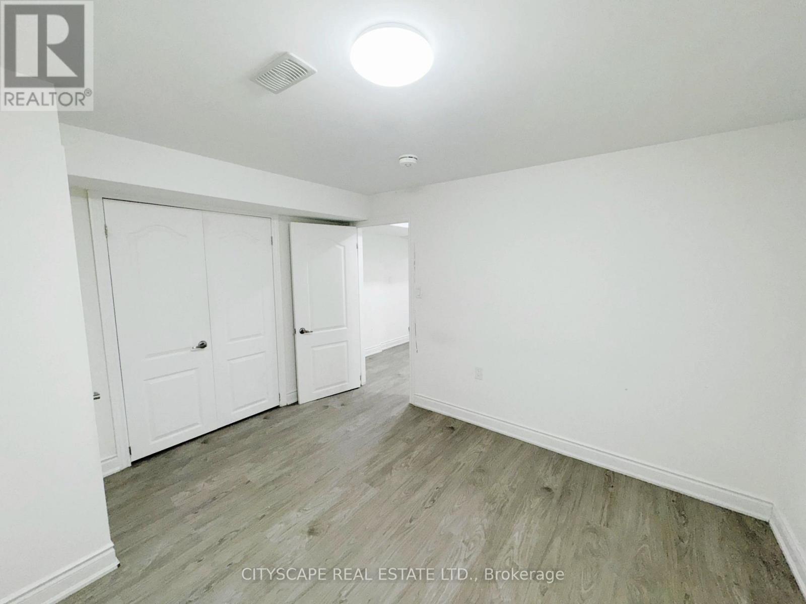 33 Brookwater Crescent, Caledon, Ontario  L7C 4A4 - Photo 46 - W12520444