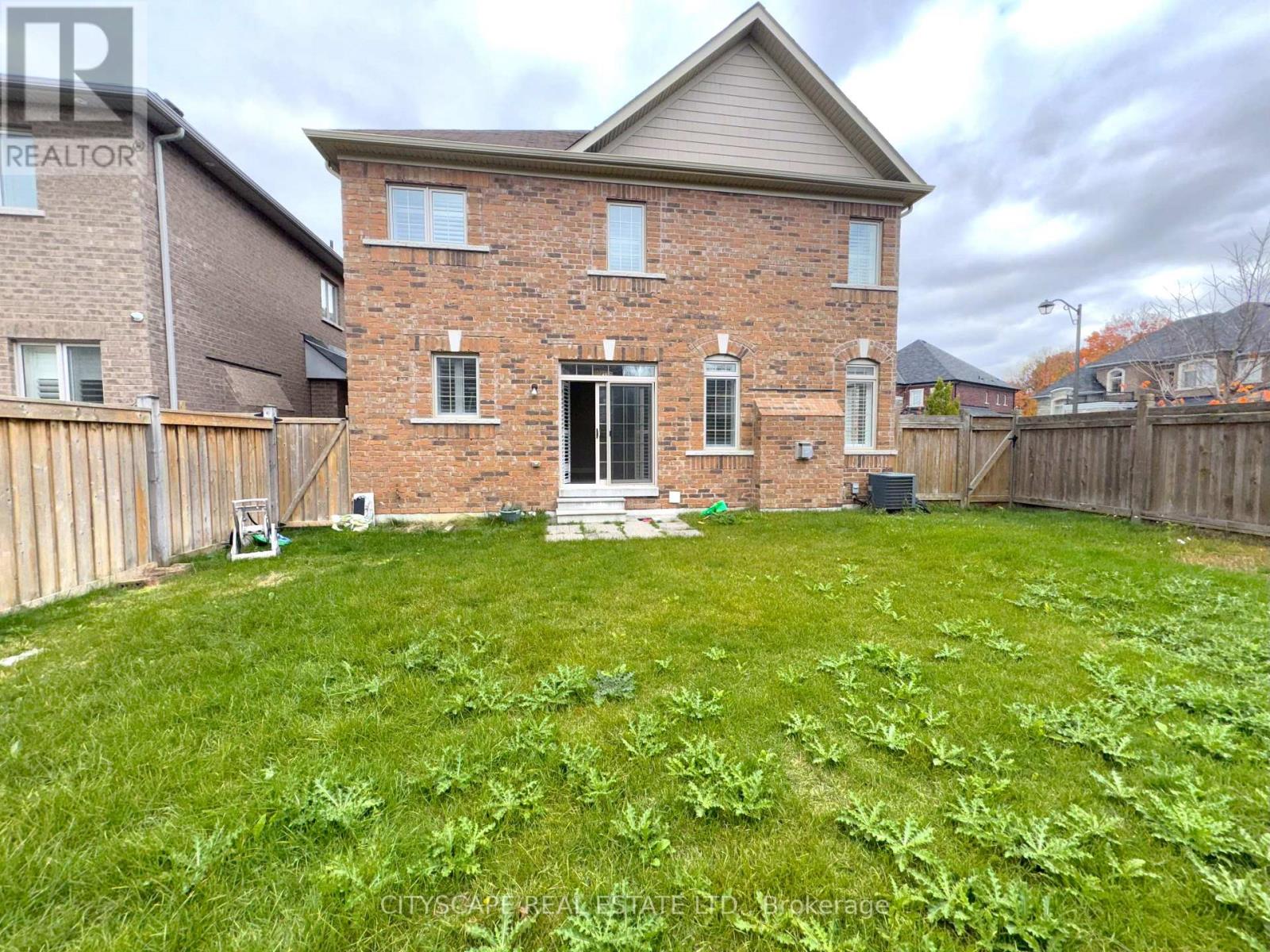 33 Brookwater Crescent, Caledon, Ontario  L7C 4A4 - Photo 47 - W12520444