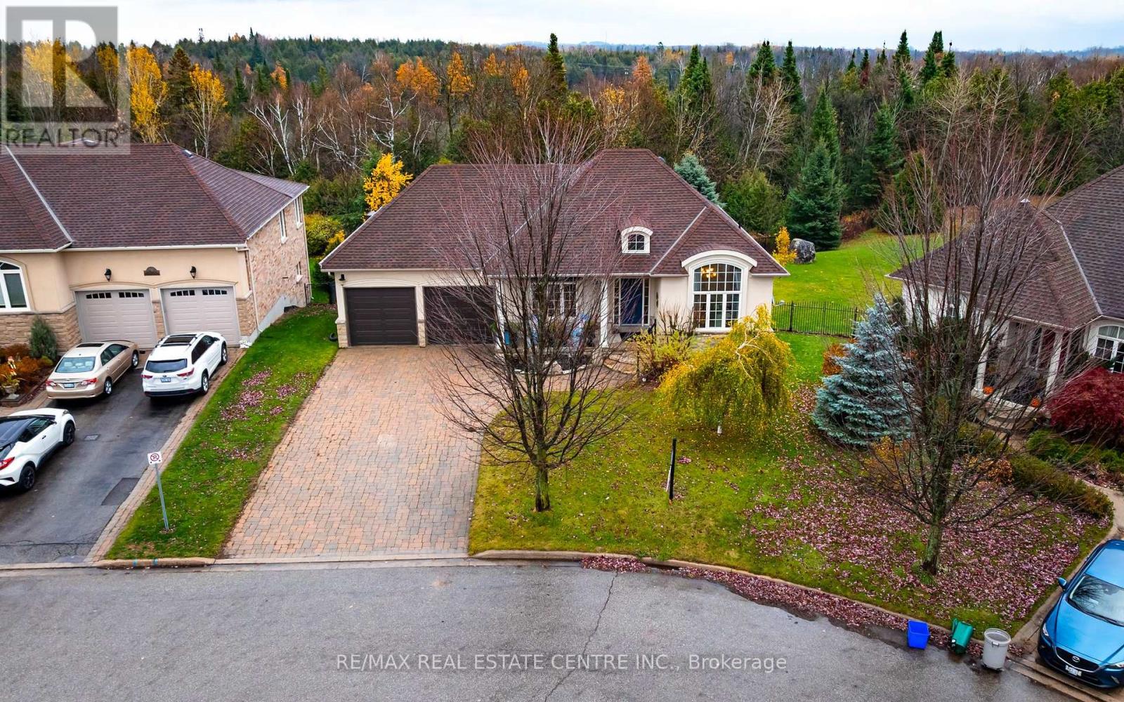 59 YOUNG COURT, Orangeville, Ontario