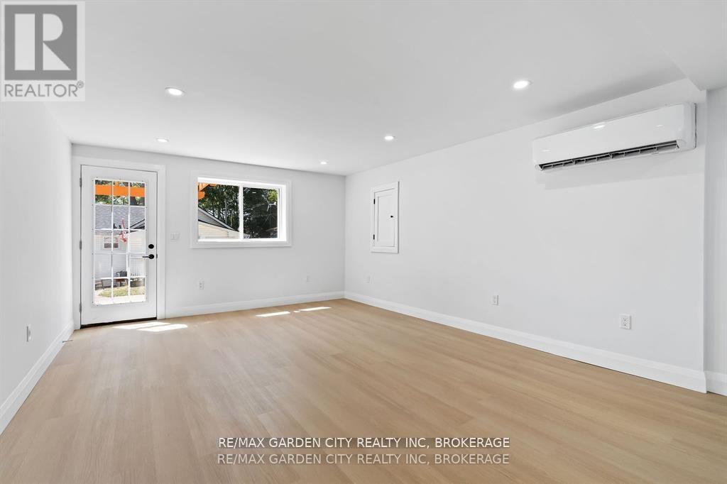 235 Lincoln Road W, Fort Erie, Ontario  L0S 1B0 - Photo 4 - X12520528